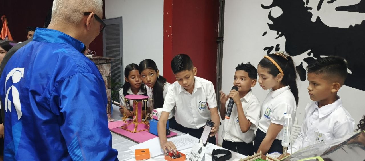 Estudiantes Cojedeños destacan con su ingenio en la Fase Estadal de las Olimpiadas de Robótica Creativa 2026